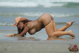 Huge jugged mature honey Luxurious Vanessa elegantly poses &
