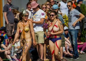 Nude Fest spectacular people