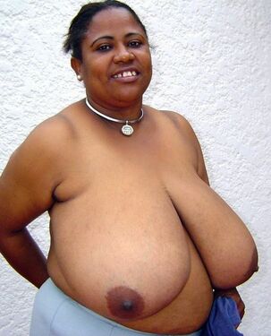 This  ebony mother has a thickest tits, believe to me!